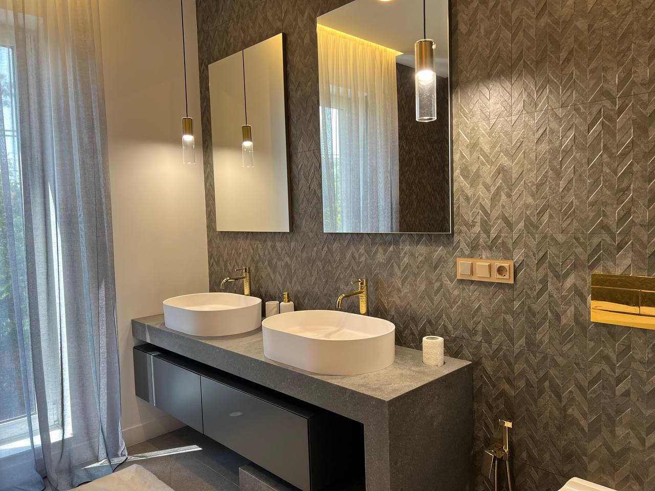 Гореничі Приватний Будинок з дизайнерським ремонтом - Зображення 40