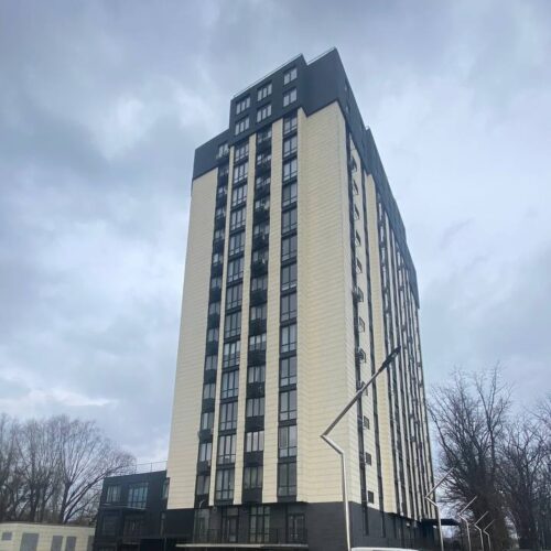 Трикімнатна кв смт.Чабани ЖК Парк Плаза