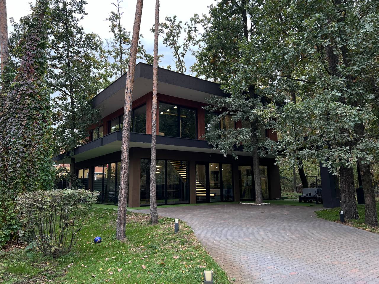 Стоянка Елітний Будинок в закритому котеджному містечку - Зображення 2