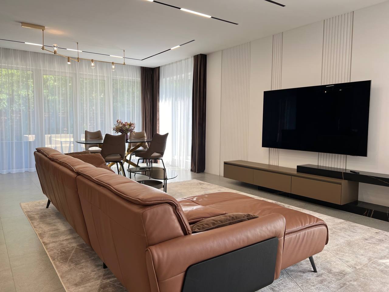 Гореничі Приватний Будинок з дизайнерським ремонтом - Зображення 10