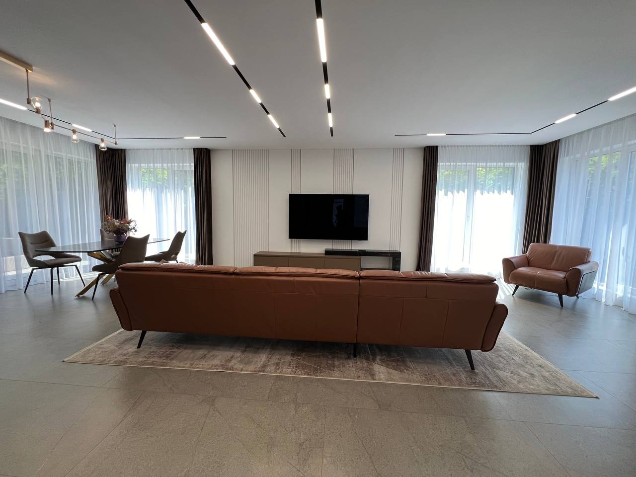 Гореничі Приватний Будинок з дизайнерським ремонтом - Зображення 7