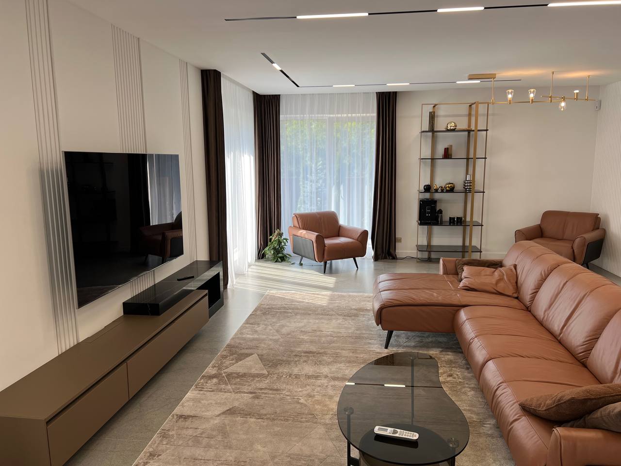 Гореничі Приватний Будинок з дизайнерським ремонтом - Зображення 5