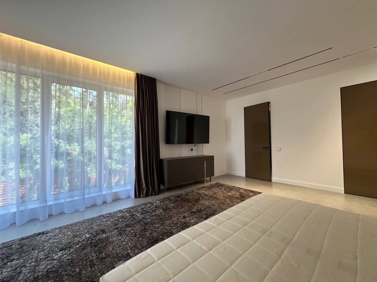 Гореничі Приватний Будинок з дизайнерським ремонтом - Зображення 33