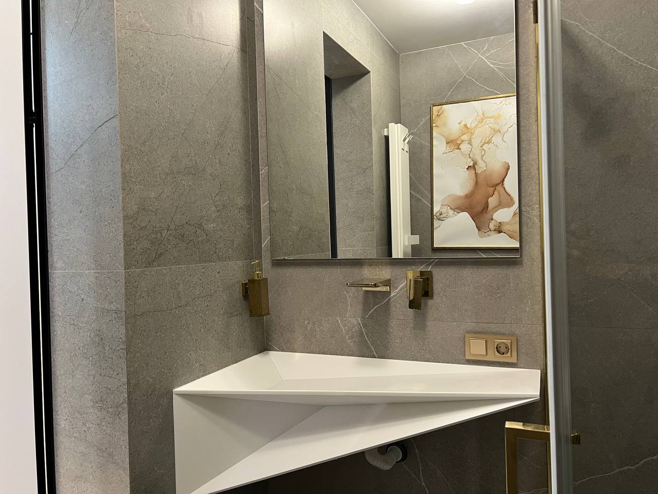 Гореничі Приватний Будинок з дизайнерським ремонтом - Зображення 23