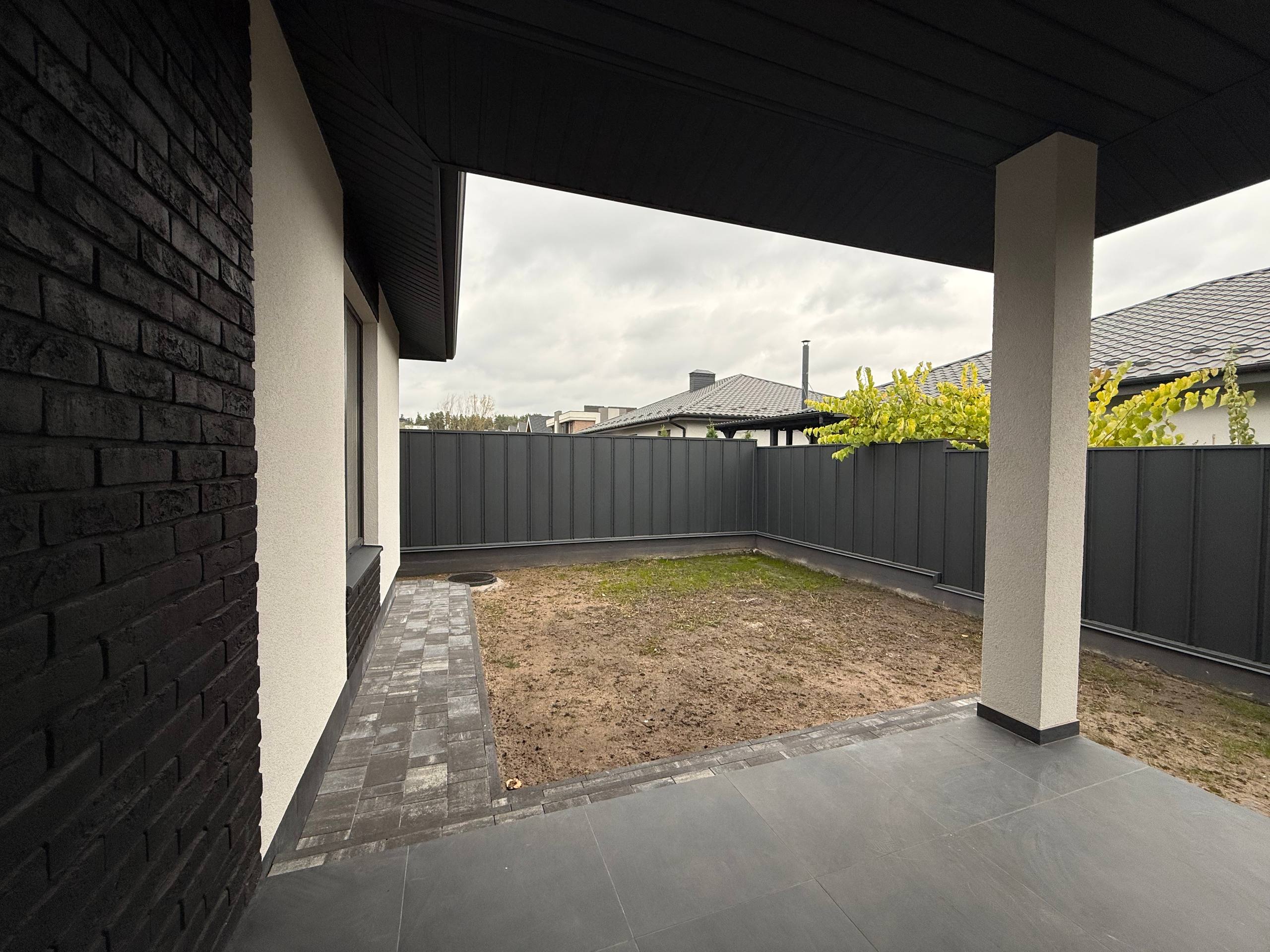 Лісова Буча Одноповерховий будинок з автонавісом та терасою - Зображення 10