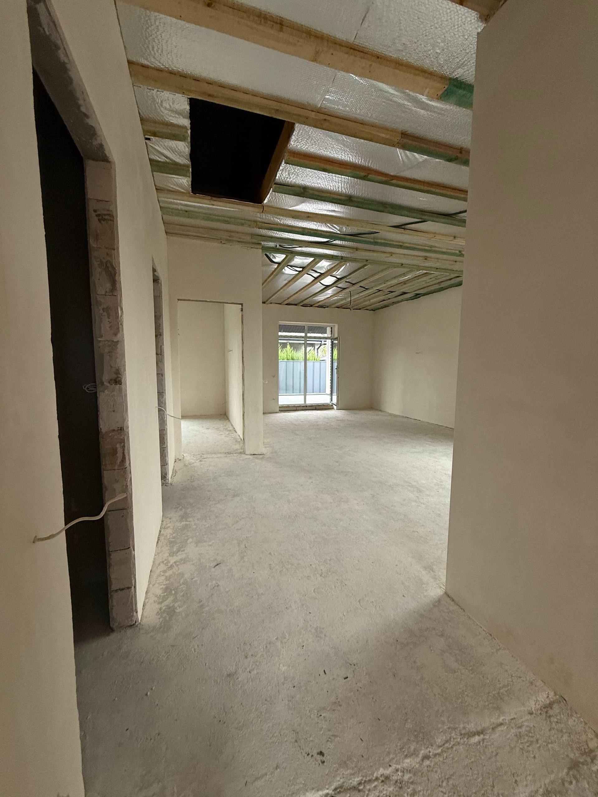 Лісова Буча Одноповерховий будинок з автонавісом та терасою - Зображення 17