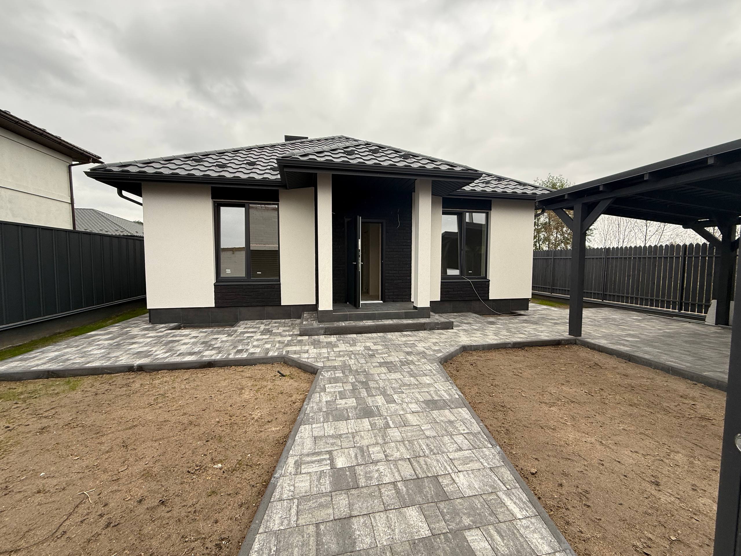 Лісова Буча Одноповерховий будинок з автонавісом та терасою - Зображення 6