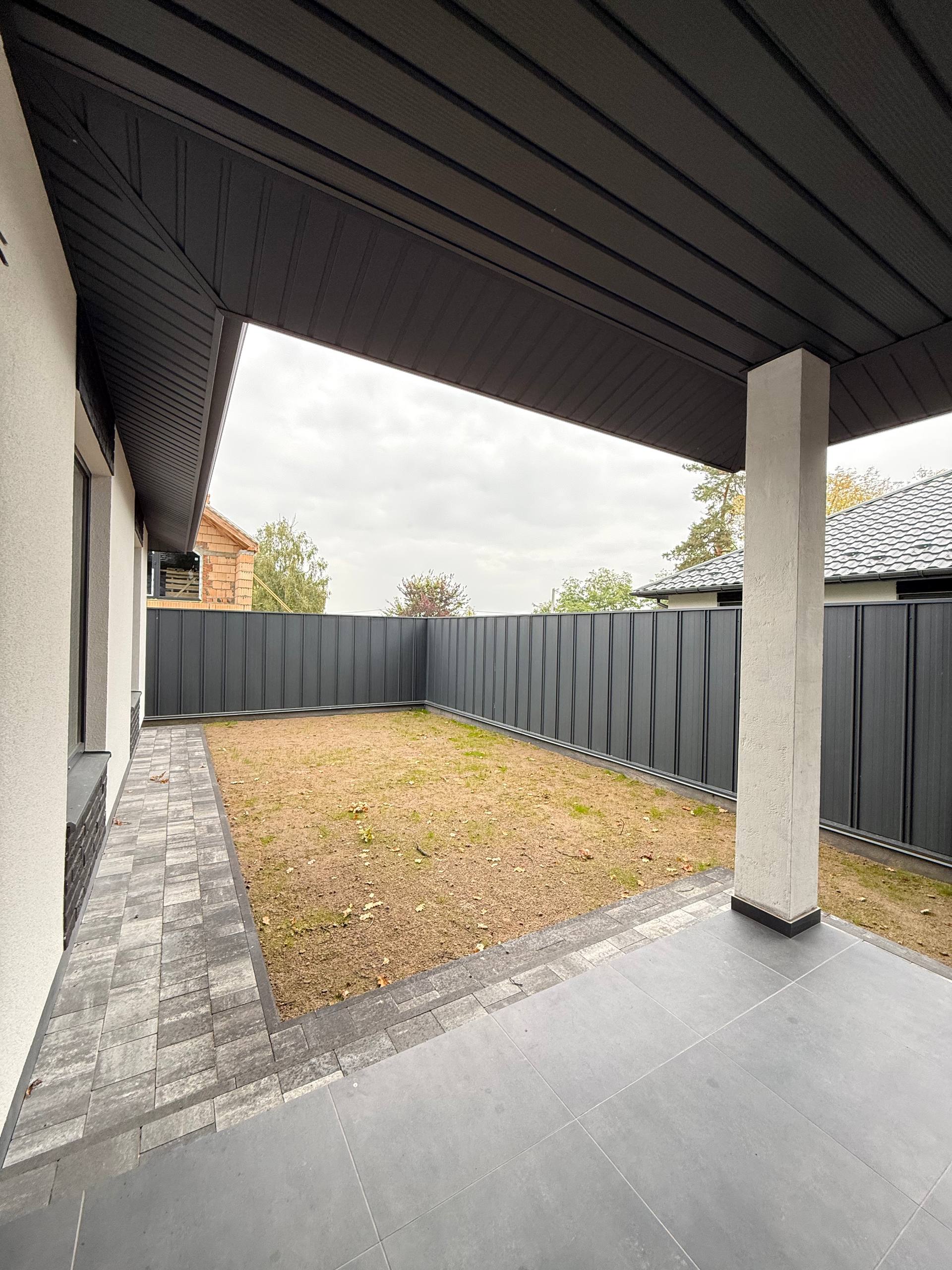 Лісова Буча Одноповерховий будинок з терасою і неймовірним дубом. - Зображення 16