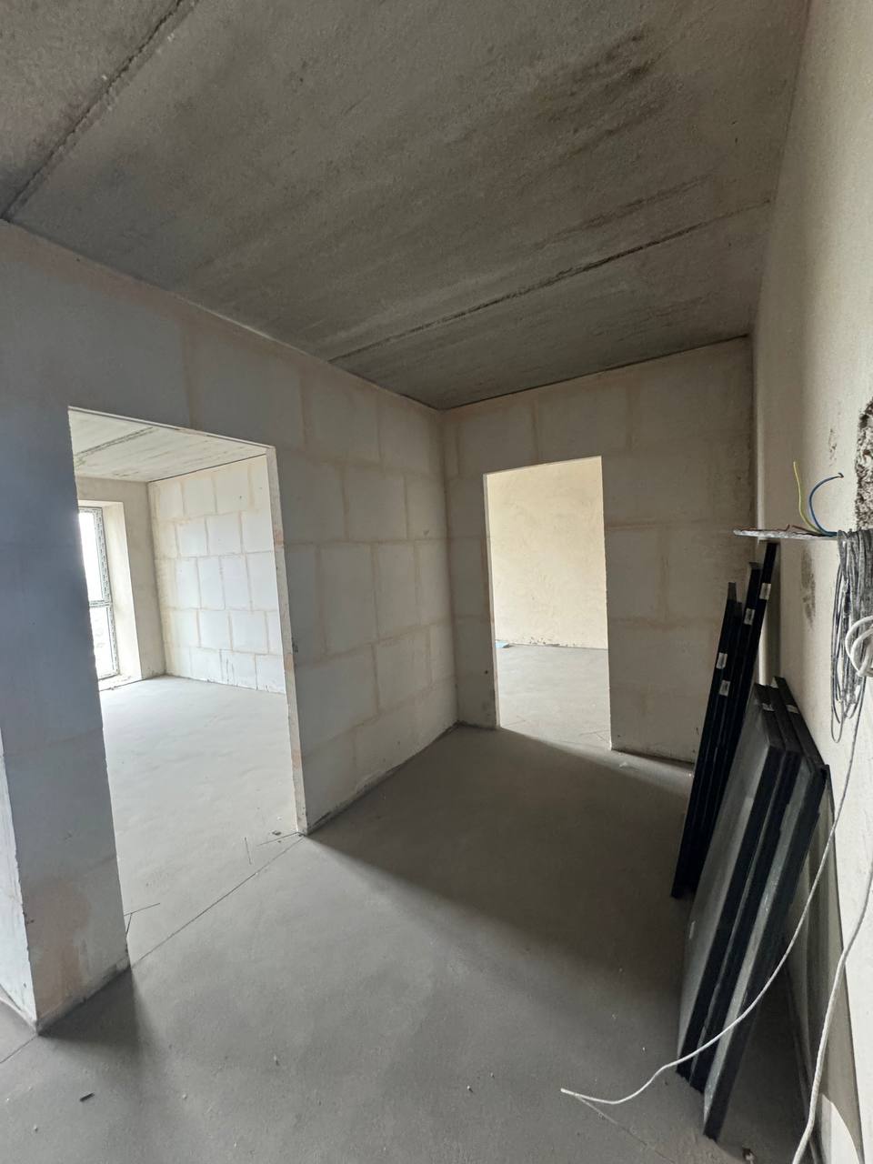 Простора 2-кімнатна квартира в ЖК “Арт Резидент”, м. Ірпінь - Зображення 7