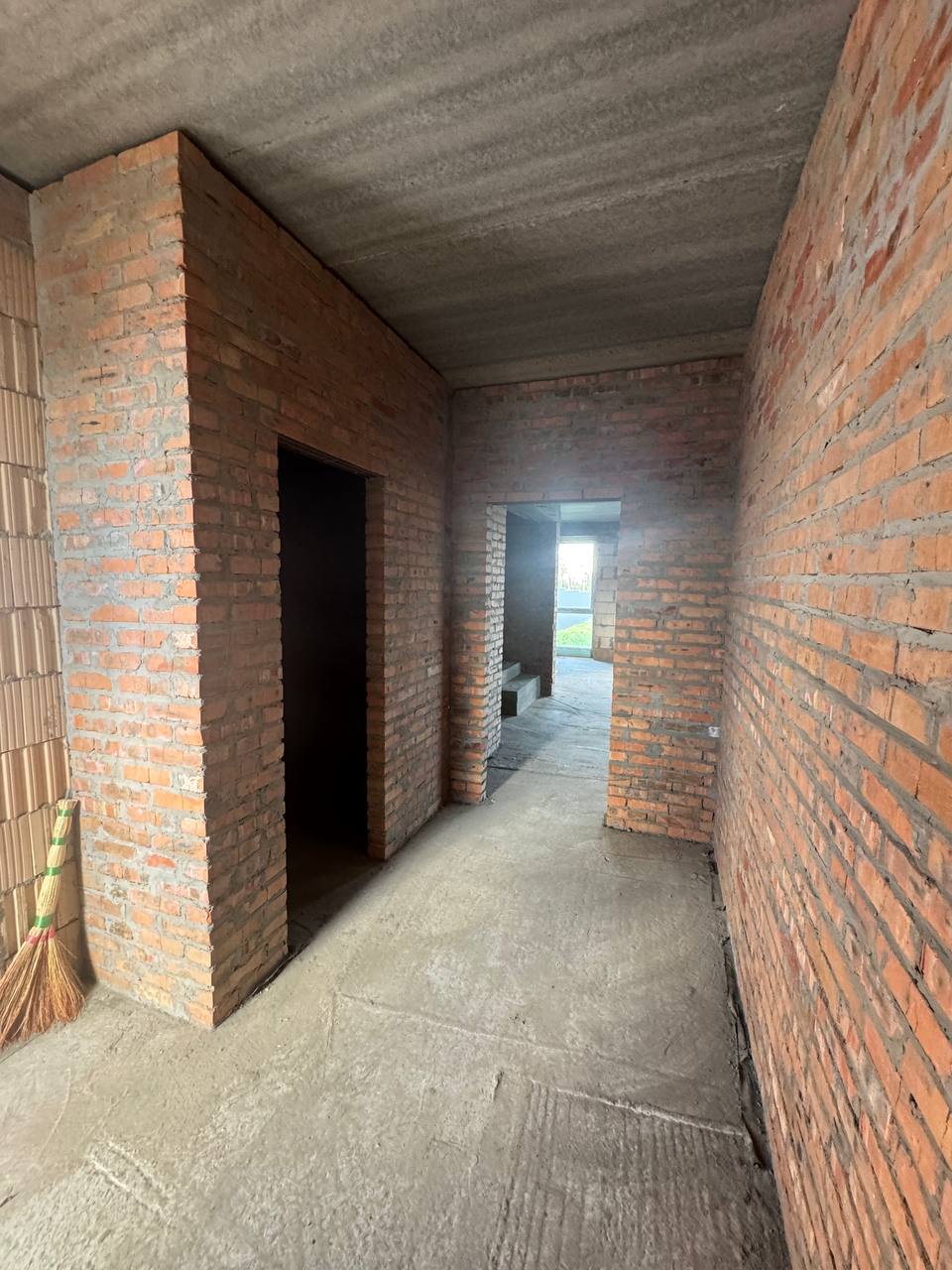 🏡 Сучасний двоповерховий будинок із терасою - Зображення 20