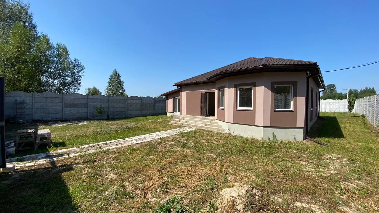 π‘ ΠΠ°ΡΠΈΡΠ½ΠΈΠΉ ΡΡΠΌΠ΅ΠΉΠ½ΠΈΠΉ Π±ΡΠ΄ΠΈΠ½ΠΎΠΊ Ρ ΠΌ. ΠΠ΅ΠΌΡΡΠ°ΡΠ²Π΅, ΠΡΡΠ°Π½ΡΡΠΊΠΈΠΉ ΡΠ°ΠΉΠΎΠ½ - ΠΠΎΠ±ΡΠ°ΠΆΠ΅Π½Π½Ρ 3