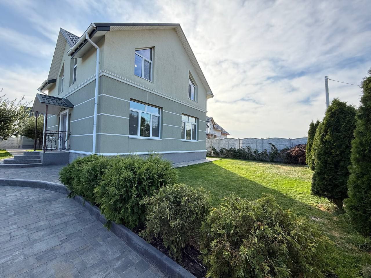 🏡 Просторий будинок у Макарові - Зображення 3