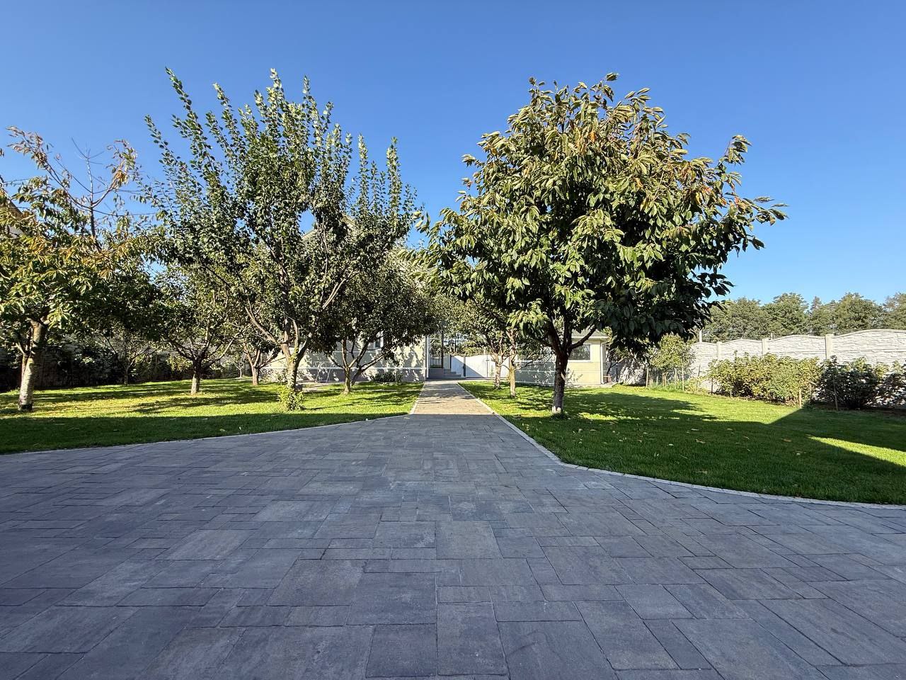 🏡 Просторий будинок у Макарові - Зображення 14