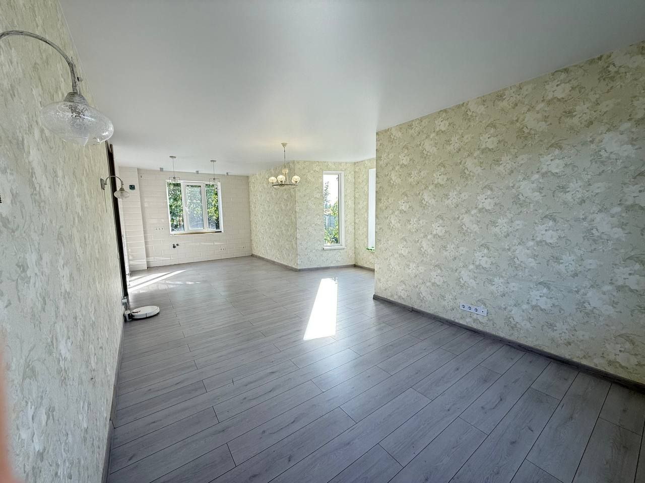 🏡 Просторий будинок у Макарові - Зображення 30