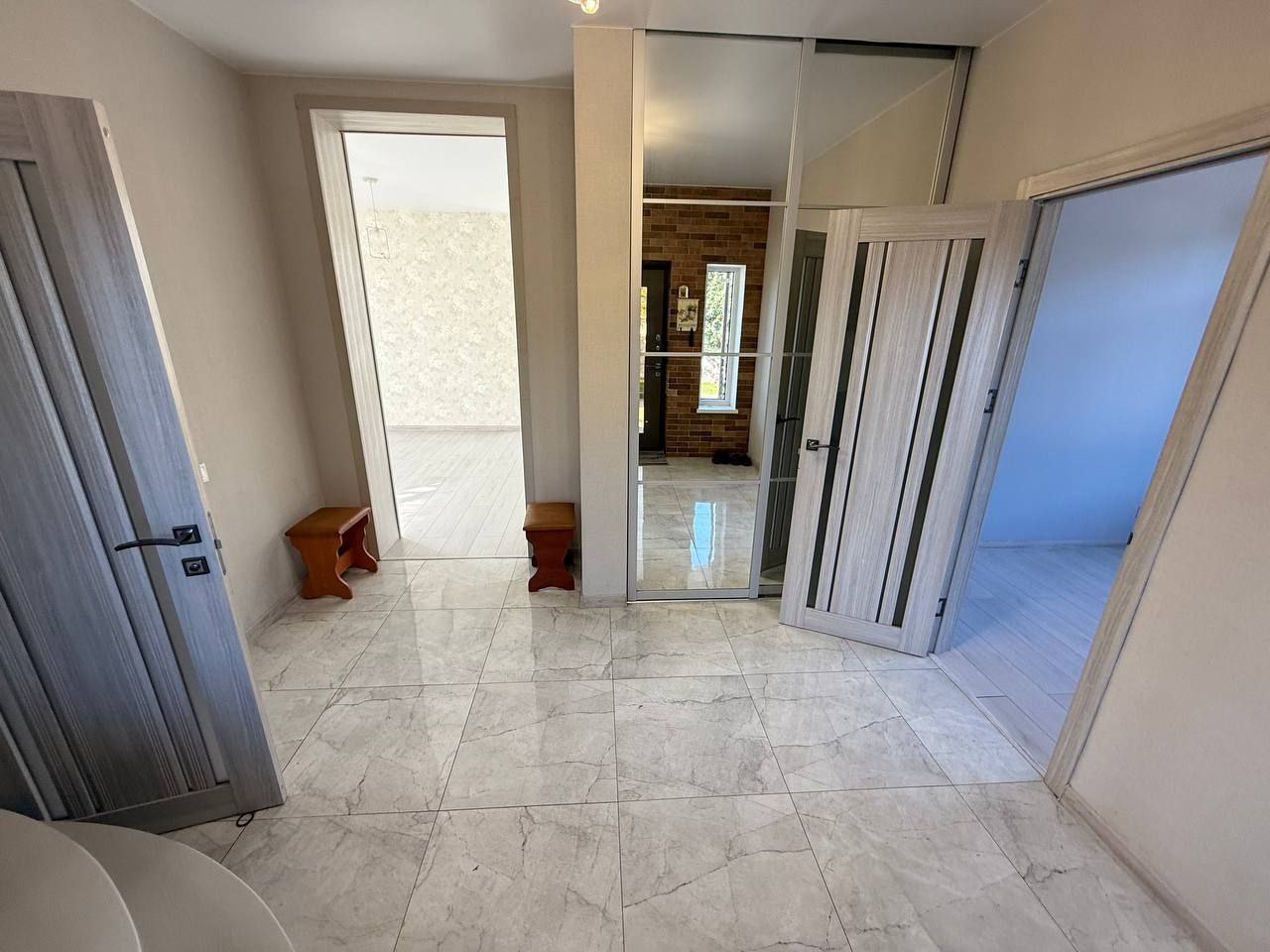 🏡 Просторий будинок у Макарові - Зображення 16