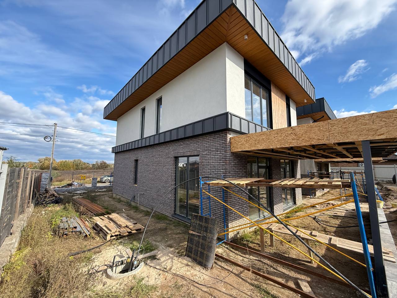 🏡 Сучасний двоповерховий будинок із автонавісом у с. Шевченкове (Білогородка) - Зображення 5