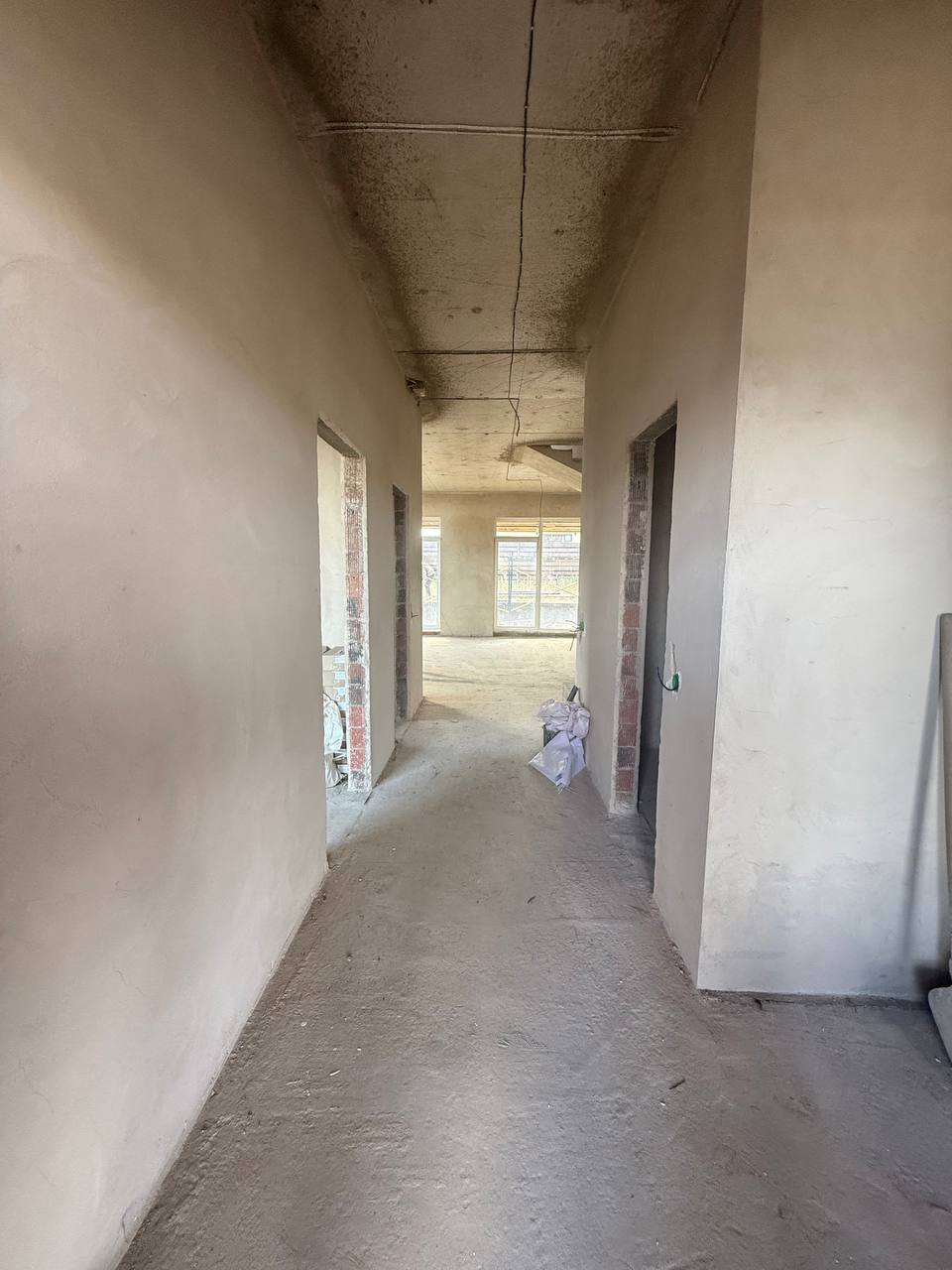 🏡 Сучасний двоповерховий будинок із автонавісом у с. Шевченкове (Білогородка) - Зображення 25