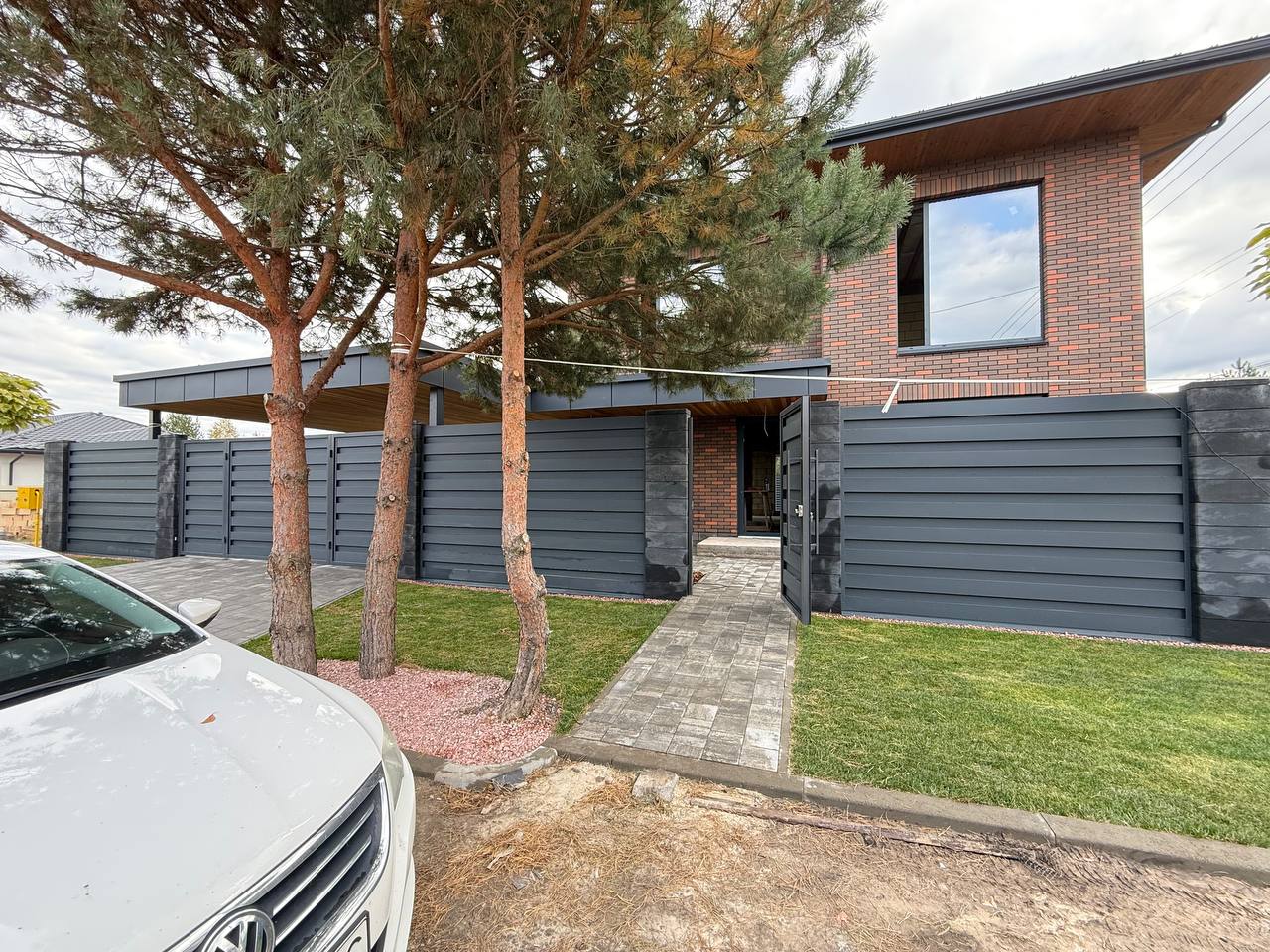 🏡 Сучасний двоповерховий будинок із автонавісом у с. Гореничі - Зображення 17