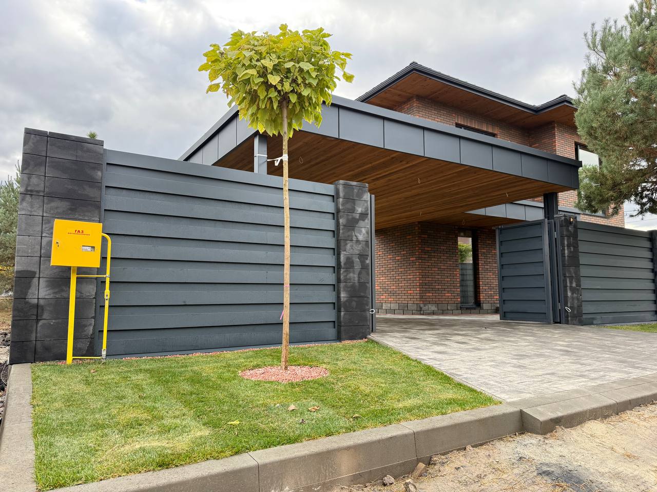 🏡 Сучасний двоповерховий будинок із автонавісом у с. Гореничі - Зображення 14