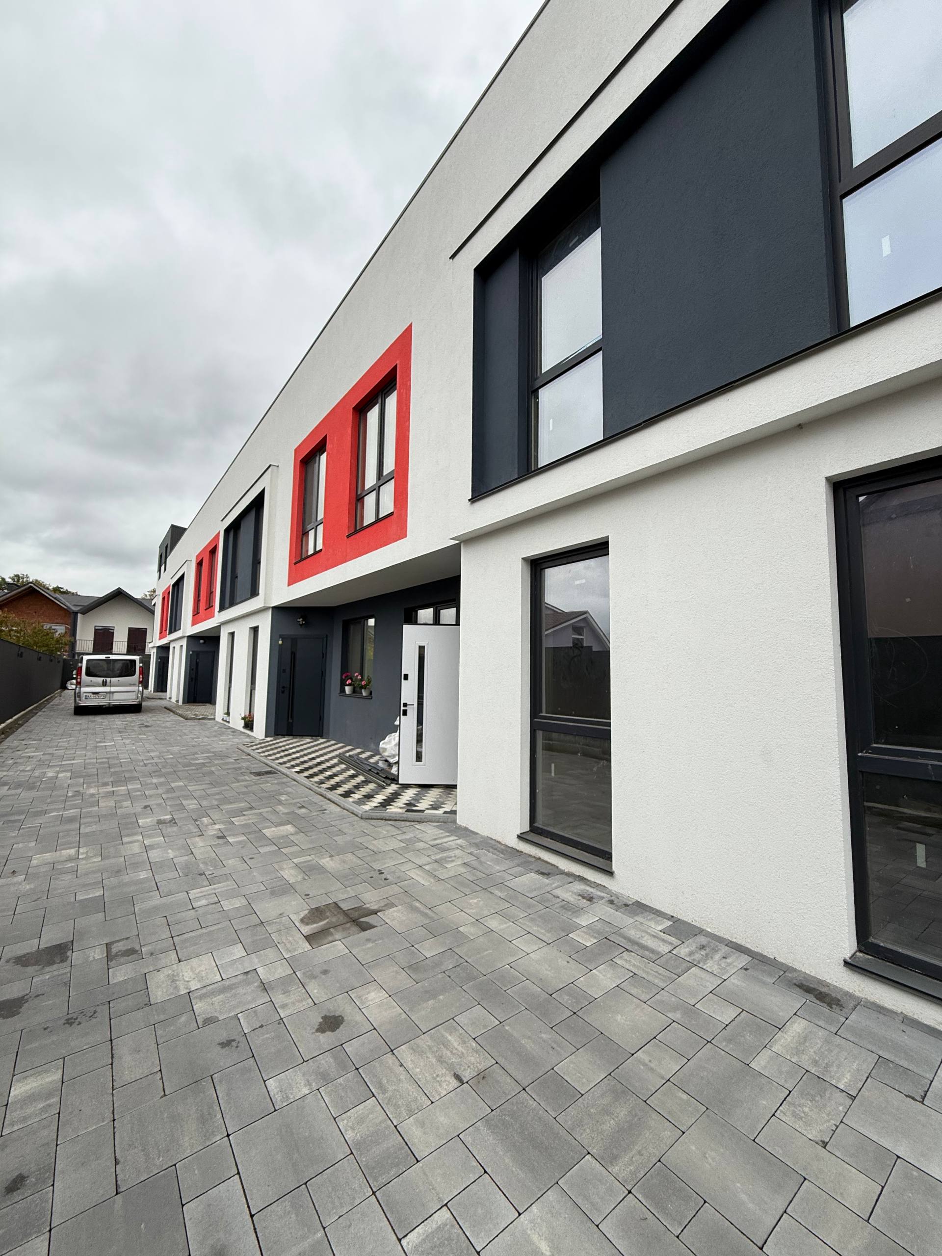 🏡 Двоповерховий таунхаус у Бучі з газом