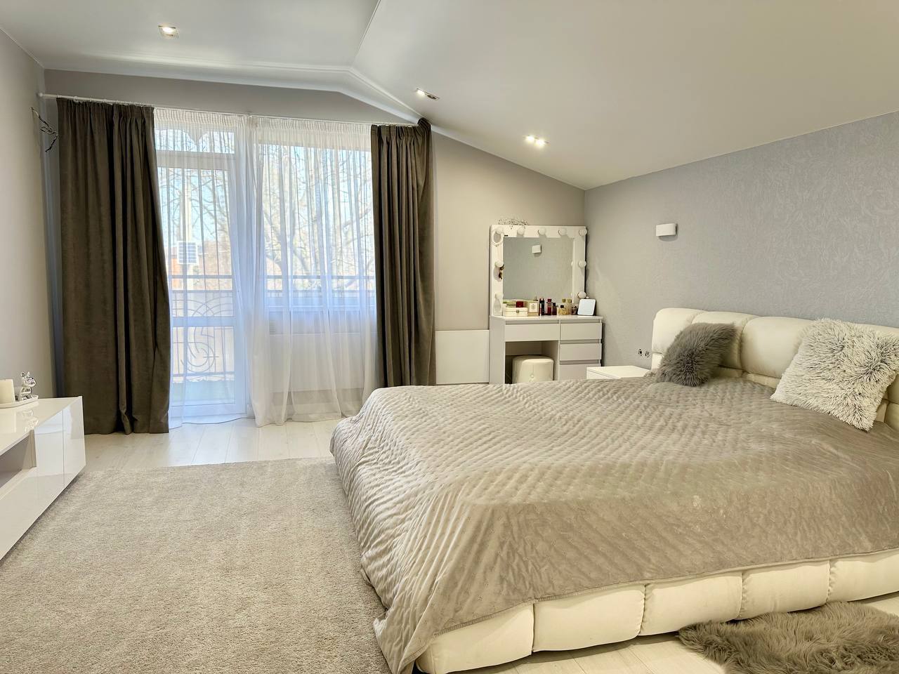 🏡 Сучасний двоповерховий дуплекс із ремонтом у центрі Ірпеня! - Зображення 5