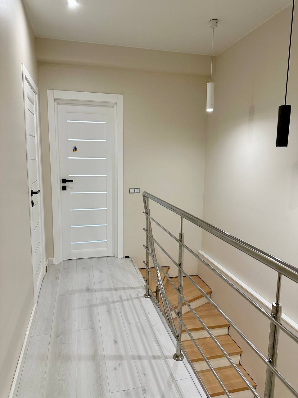 🏡 Сучасний двоповерховий дуплекс із ремонтом у центрі Ірпеня! - Зображення 6