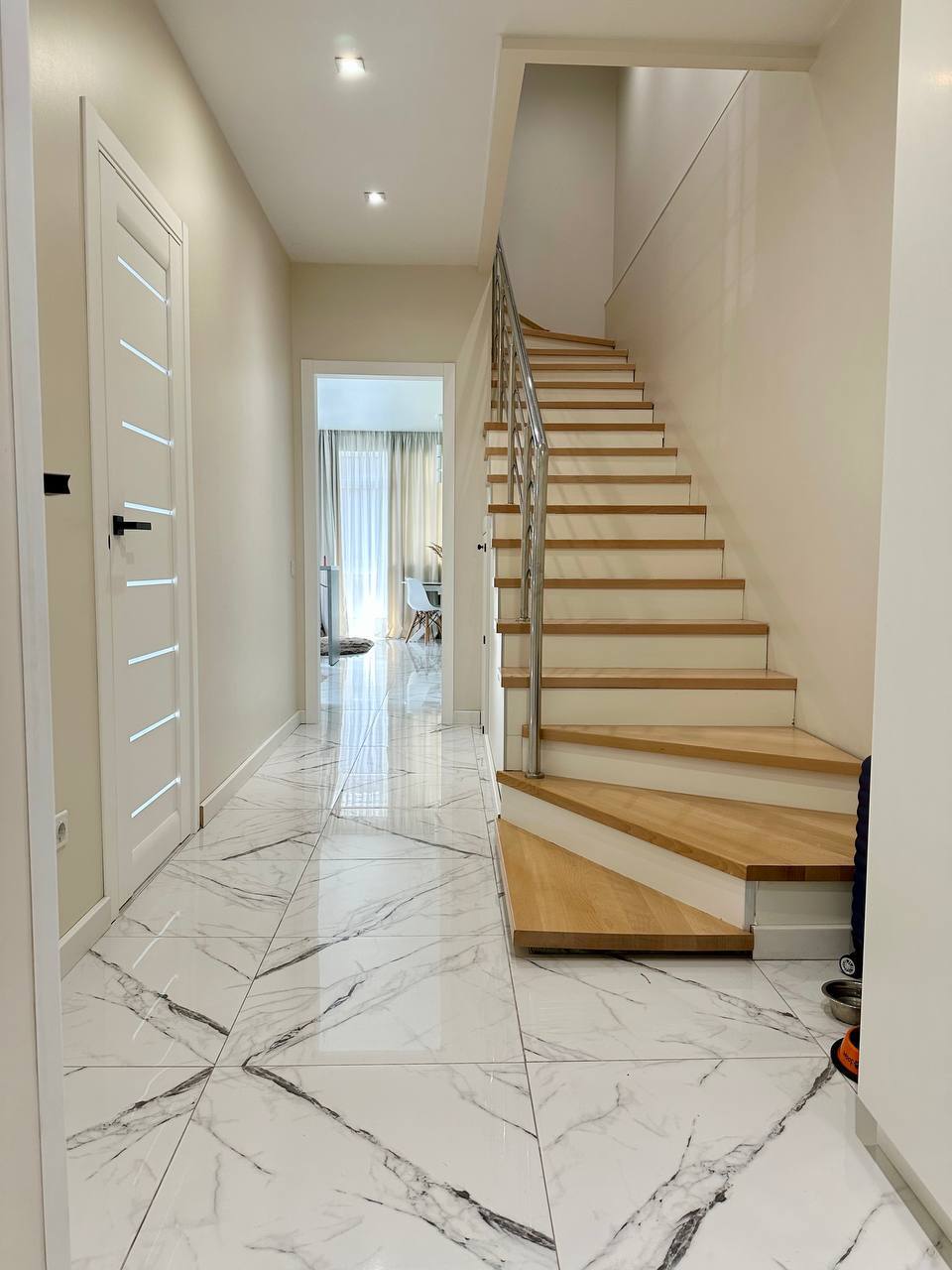 🏡 Сучасний двоповерховий дуплекс із ремонтом у центрі Ірпеня! - Зображення 4