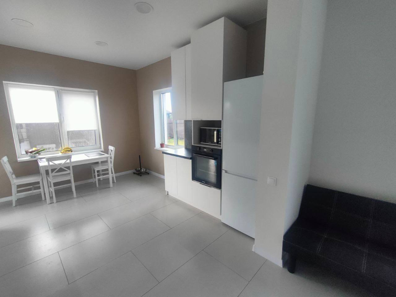 🏡 Сучасний будинок у Михайлівці-Рубежівці — комфорт, тиша та природа поруч із містом! - Зображення 4