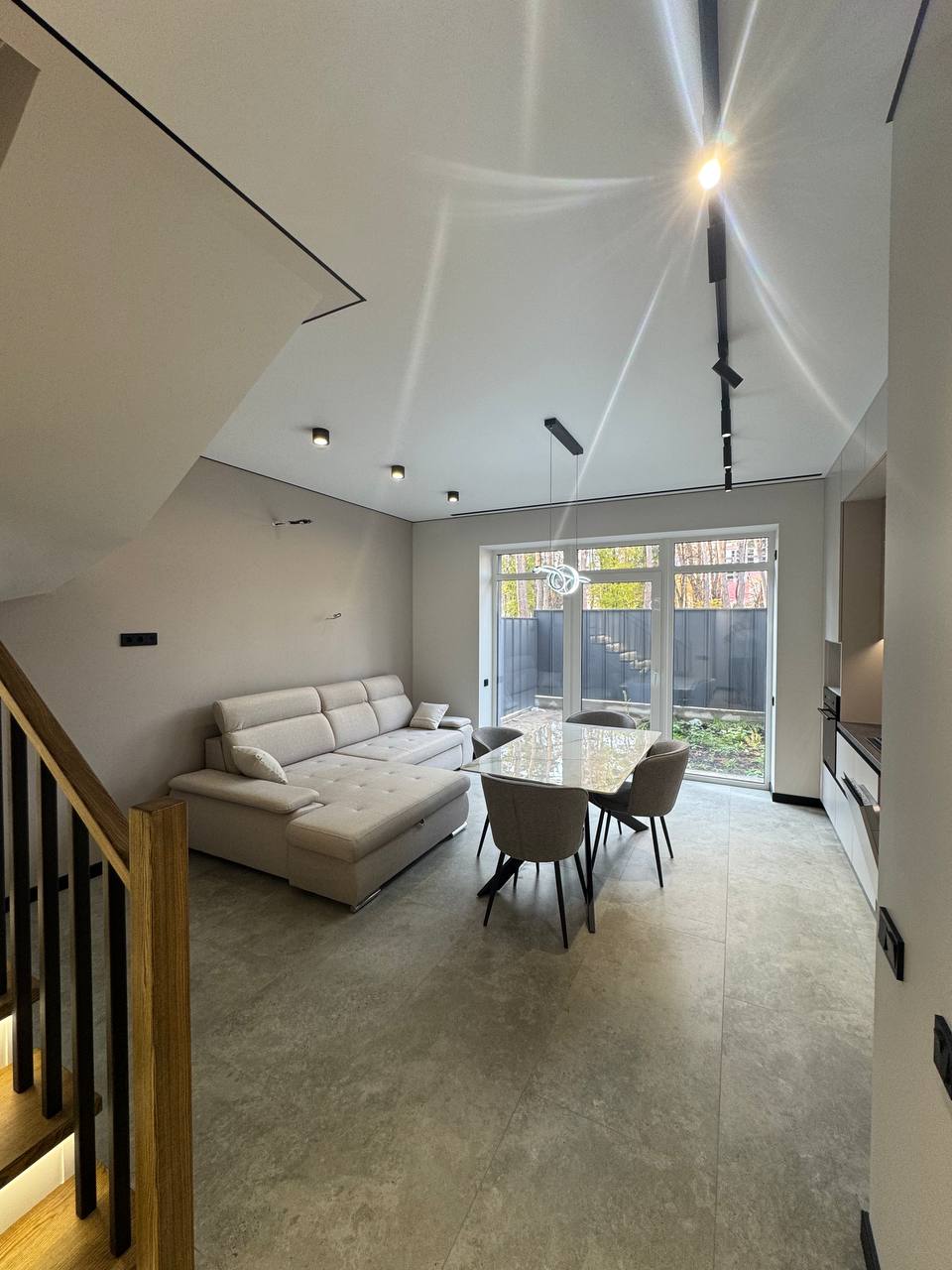 🏡 Просторий таунхаус в Ірпені, вул. Шкарівського, 9 - Зображення 5