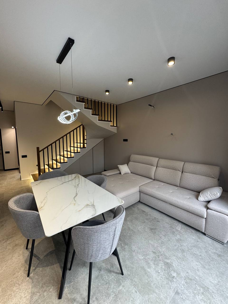 🏡 Просторий таунхаус в Ірпені, вул. Шкарівського, 9 - Зображення 4