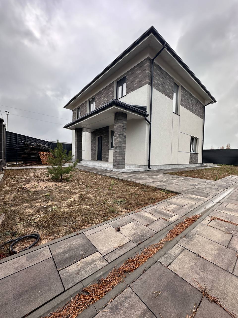 🏡 2-поверховий будинок у Дмитрівці, вул. Зоряна