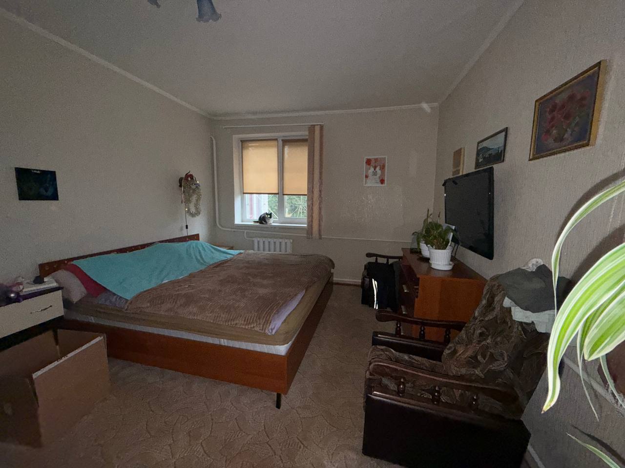 πΠΠ°ΠΊΠ°ΡΡΠ², ΠΡΠ΄ΠΈΠ½ΠΎΠΊ Π· ΡΠ΅ΠΌΠΎΠ½ΡΠΎΠΌ ΡΠ° 45 ΡΠΎΡΠΊΠ°ΠΌΠΈ Π·Π΅ΠΌΠ΅Π»ΡΠ½ΠΎΡ Π΄ΡΠ»ΡΠ½ΠΊΠΈ - ΠΠΎΠ±ΡΠ°ΠΆΠ΅Π½Π½Ρ 12