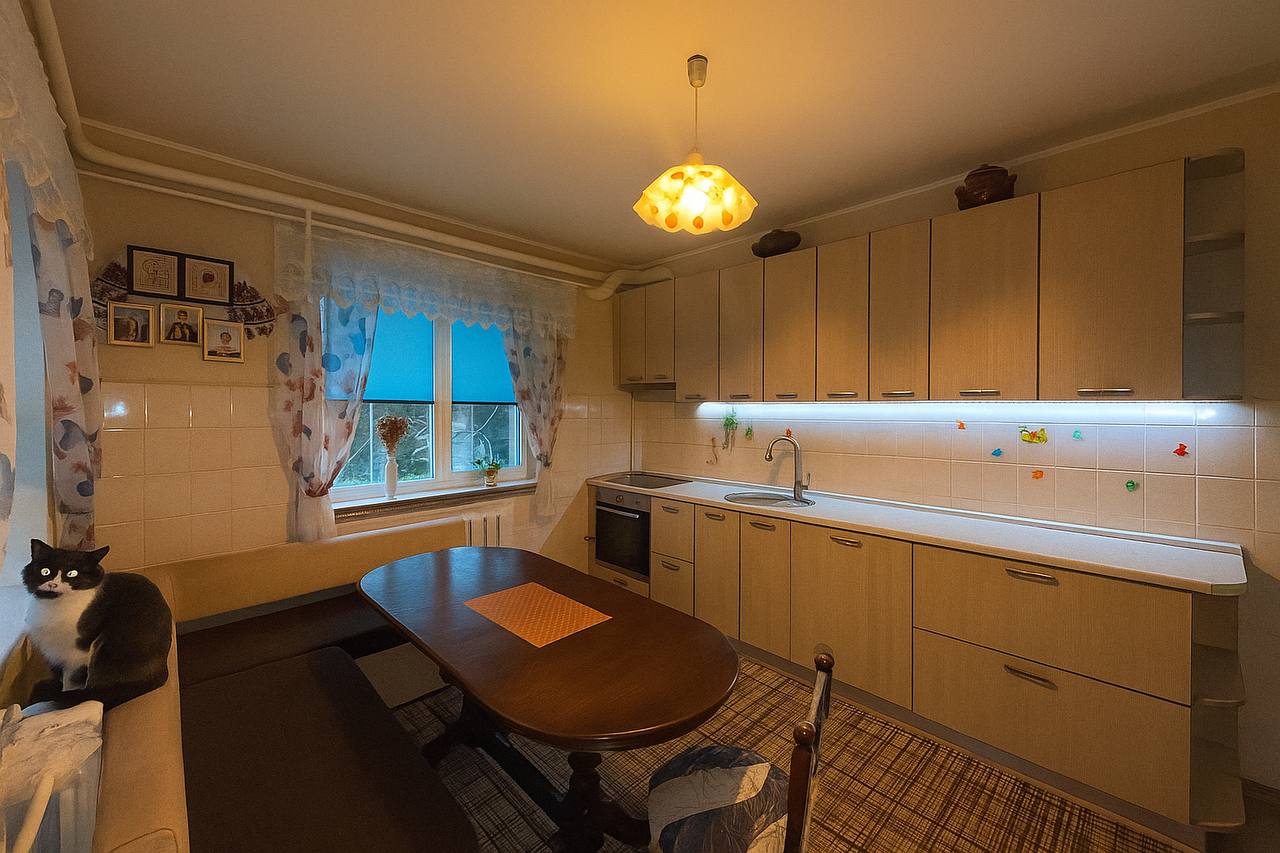 πΠΠ°ΠΊΠ°ΡΡΠ², ΠΡΠ΄ΠΈΠ½ΠΎΠΊ Π· ΡΠ΅ΠΌΠΎΠ½ΡΠΎΠΌ ΡΠ° 45 ΡΠΎΡΠΊΠ°ΠΌΠΈ Π·Π΅ΠΌΠ΅Π»ΡΠ½ΠΎΡ Π΄ΡΠ»ΡΠ½ΠΊΠΈ