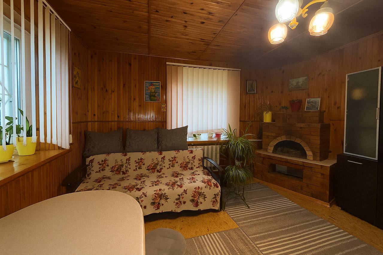 πΠΠ°ΠΊΠ°ΡΡΠ², ΠΡΠ΄ΠΈΠ½ΠΎΠΊ Π· ΡΠ΅ΠΌΠΎΠ½ΡΠΎΠΌ ΡΠ° 45 ΡΠΎΡΠΊΠ°ΠΌΠΈ Π·Π΅ΠΌΠ΅Π»ΡΠ½ΠΎΡ Π΄ΡΠ»ΡΠ½ΠΊΠΈ - ΠΠΎΠ±ΡΠ°ΠΆΠ΅Π½Π½Ρ 4