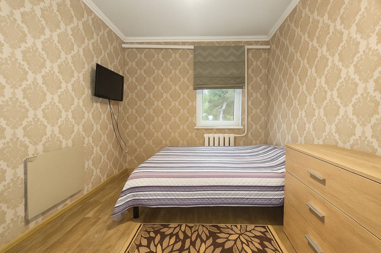 πΠΠ°ΠΊΠ°ΡΡΠ², ΠΡΠ΄ΠΈΠ½ΠΎΠΊ Π· ΡΠ΅ΠΌΠΎΠ½ΡΠΎΠΌ ΡΠ° 45 ΡΠΎΡΠΊΠ°ΠΌΠΈ Π·Π΅ΠΌΠ΅Π»ΡΠ½ΠΎΡ Π΄ΡΠ»ΡΠ½ΠΊΠΈ - ΠΠΎΠ±ΡΠ°ΠΆΠ΅Π½Π½Ρ 3