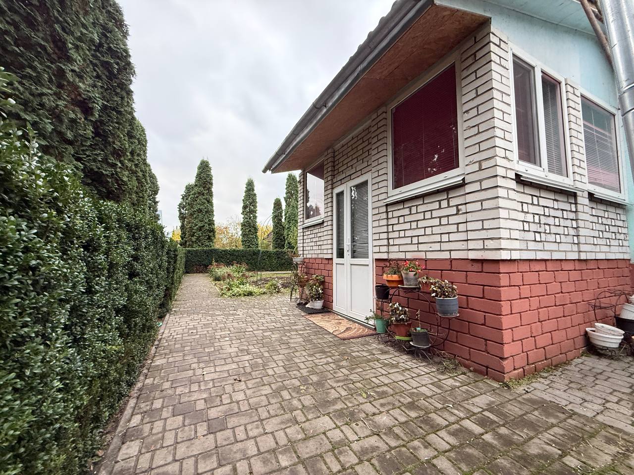 πΠΠ°ΠΊΠ°ΡΡΠ², ΠΡΠ΄ΠΈΠ½ΠΎΠΊ Π· ΡΠ΅ΠΌΠΎΠ½ΡΠΎΠΌ ΡΠ° 45 ΡΠΎΡΠΊΠ°ΠΌΠΈ Π·Π΅ΠΌΠ΅Π»ΡΠ½ΠΎΡ Π΄ΡΠ»ΡΠ½ΠΊΠΈ - ΠΠΎΠ±ΡΠ°ΠΆΠ΅Π½Π½Ρ 21