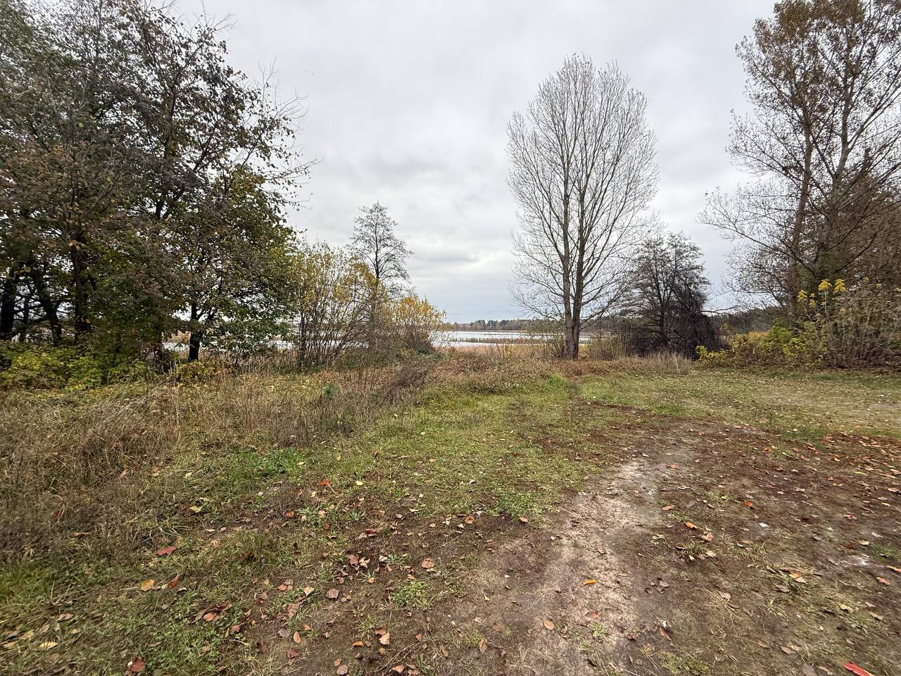 πΠΠ°ΠΊΠ°ΡΡΠ², ΠΡΠ΄ΠΈΠ½ΠΎΠΊ Π· ΡΠ΅ΠΌΠΎΠ½ΡΠΎΠΌ ΡΠ° 45 ΡΠΎΡΠΊΠ°ΠΌΠΈ Π·Π΅ΠΌΠ΅Π»ΡΠ½ΠΎΡ Π΄ΡΠ»ΡΠ½ΠΊΠΈ - ΠΠΎΠ±ΡΠ°ΠΆΠ΅Π½Π½Ρ 30