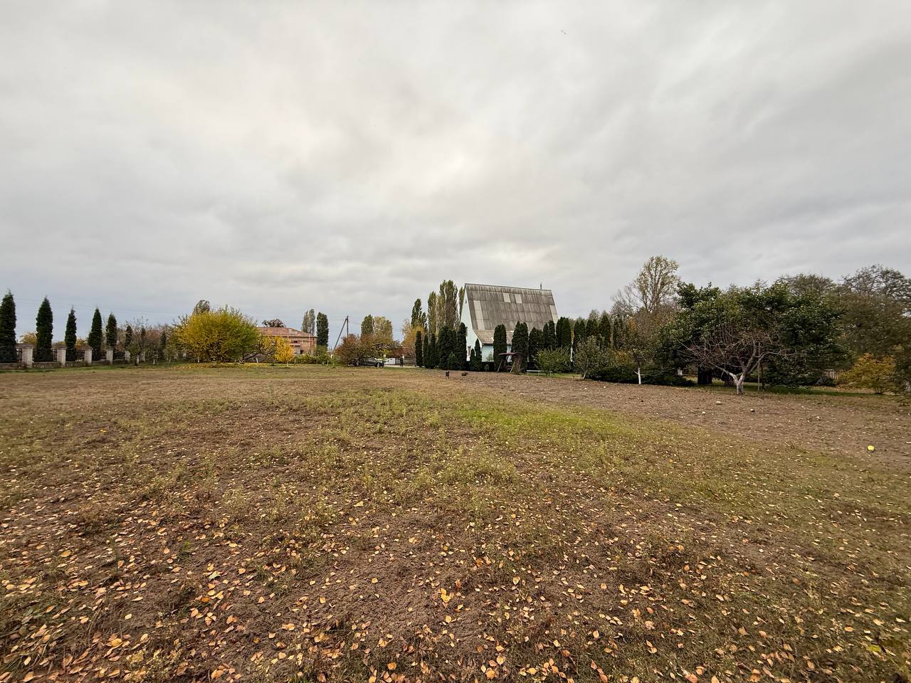 πΠΠ°ΠΊΠ°ΡΡΠ², ΠΡΠ΄ΠΈΠ½ΠΎΠΊ Π· ΡΠ΅ΠΌΠΎΠ½ΡΠΎΠΌ ΡΠ° 45 ΡΠΎΡΠΊΠ°ΠΌΠΈ Π·Π΅ΠΌΠ΅Π»ΡΠ½ΠΎΡ Π΄ΡΠ»ΡΠ½ΠΊΠΈ - ΠΠΎΠ±ΡΠ°ΠΆΠ΅Π½Π½Ρ 24