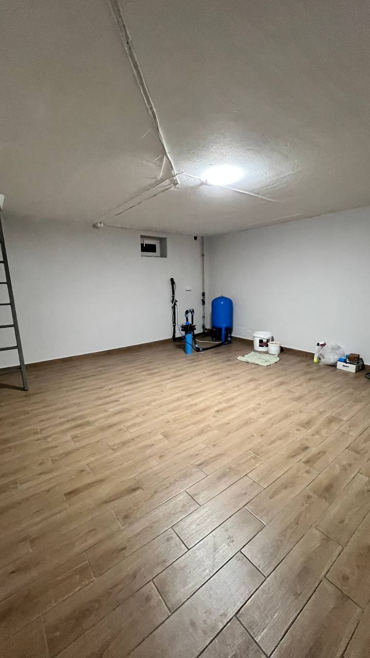 🏡 Будинок з ремонтом та бомбосховищем у с. Гореничі - Зображення 15